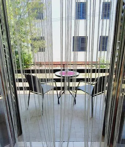 아파트 Umago Inn *