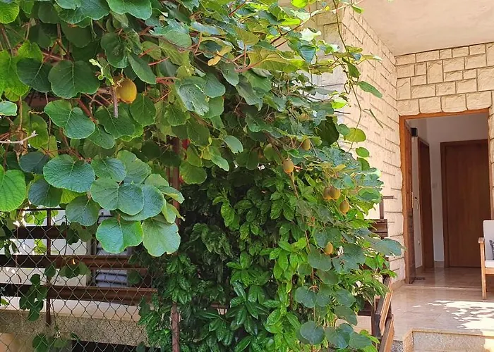 Umago Inn Apartman *