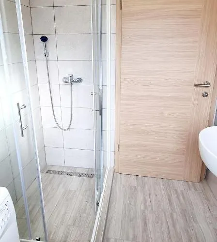 Umago Inn Apartman *